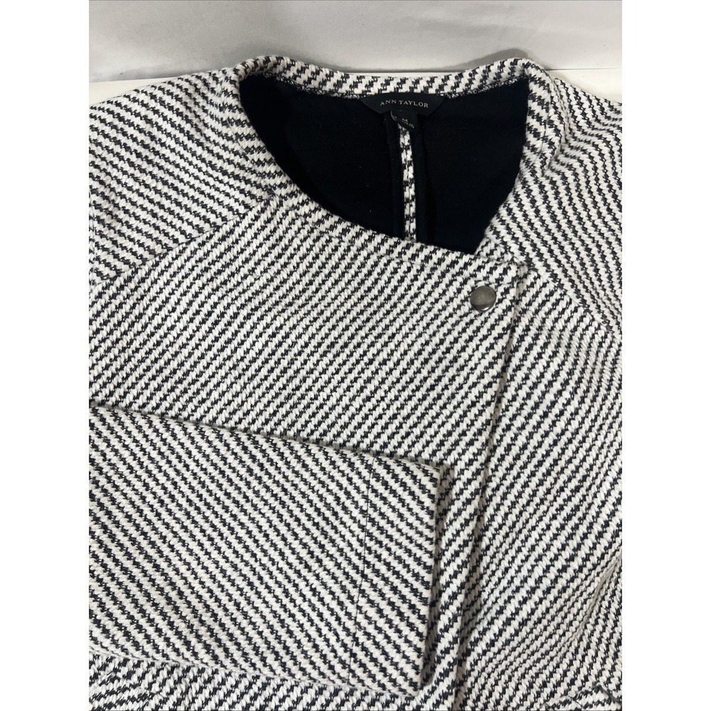 Ann Taylor Black & White Textured Button Jacket Career Blazer Women's Size M